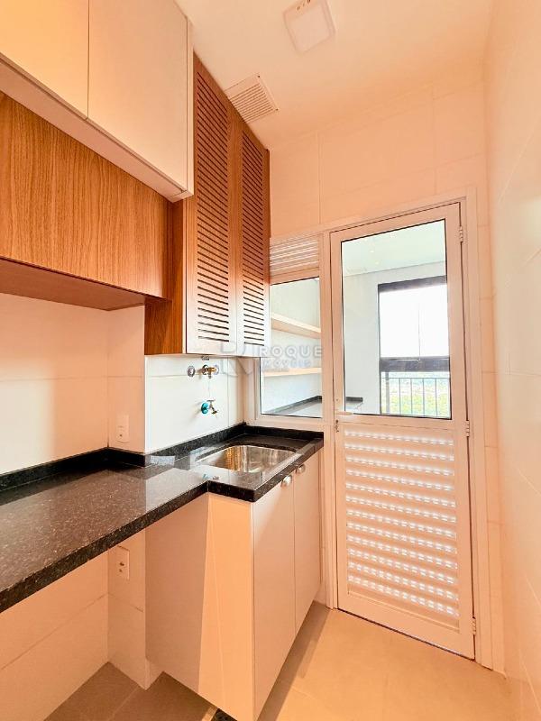 Apartamento para aluguel no bairro Jardim Santa Adélia: Lavanderia