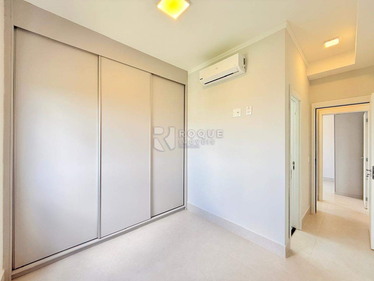 Apartamento para aluguel no bairro Jardim Santa Adélia: Dormitório 02 Suíte