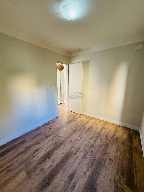 Apartamento à venda no bairro Parque Residencial Abílio Pedro: Sala
