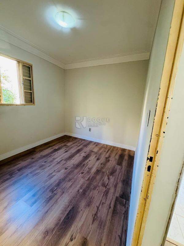 Apartamento à venda no bairro Parque Residencial Abílio Pedro: Dormitório 2
