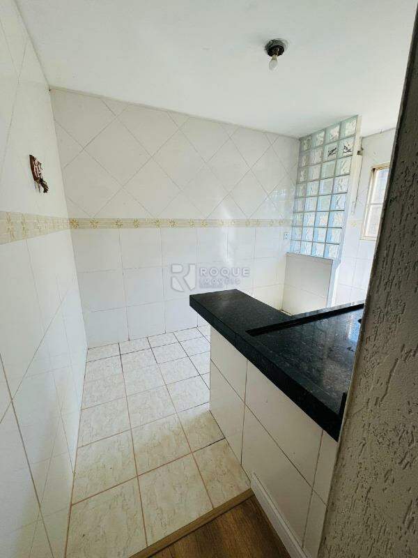 Apartamento à venda no bairro Parque Residencial Abílio Pedro: Cozinha