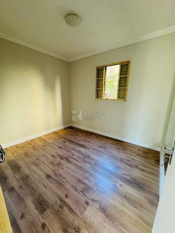 Apartamento à venda no bairro Parque Residencial Abílio Pedro: Dormitório 1