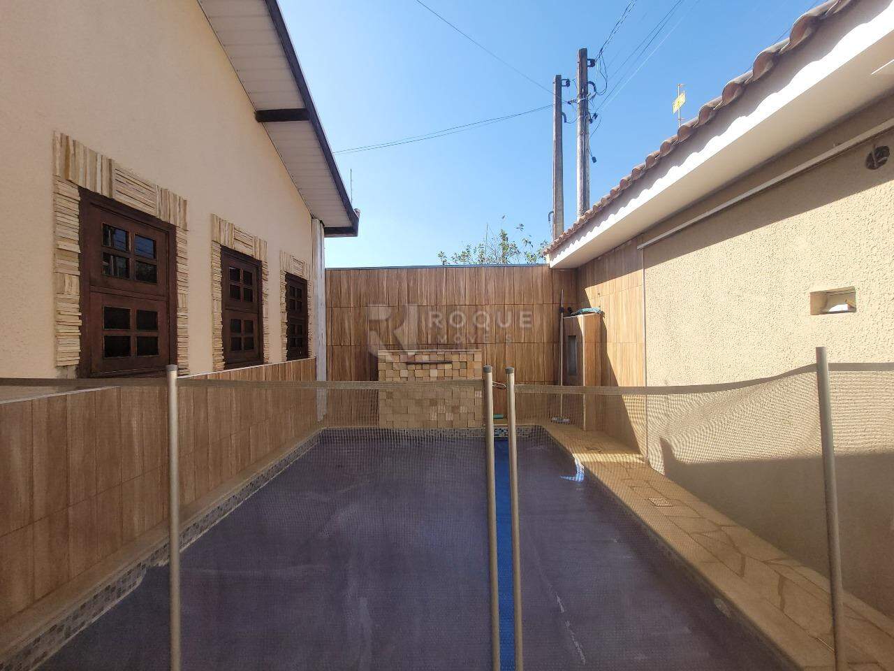 Casa Residencial à venda no bairro Jardim das Palmeiras: Piscina 