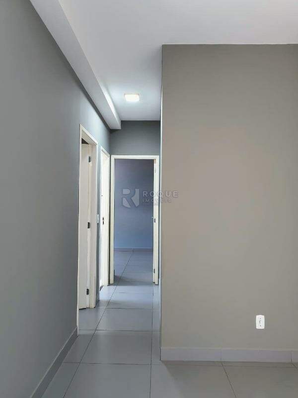 Apartamento para aluguel no bairro Jardim do Lago: Hall