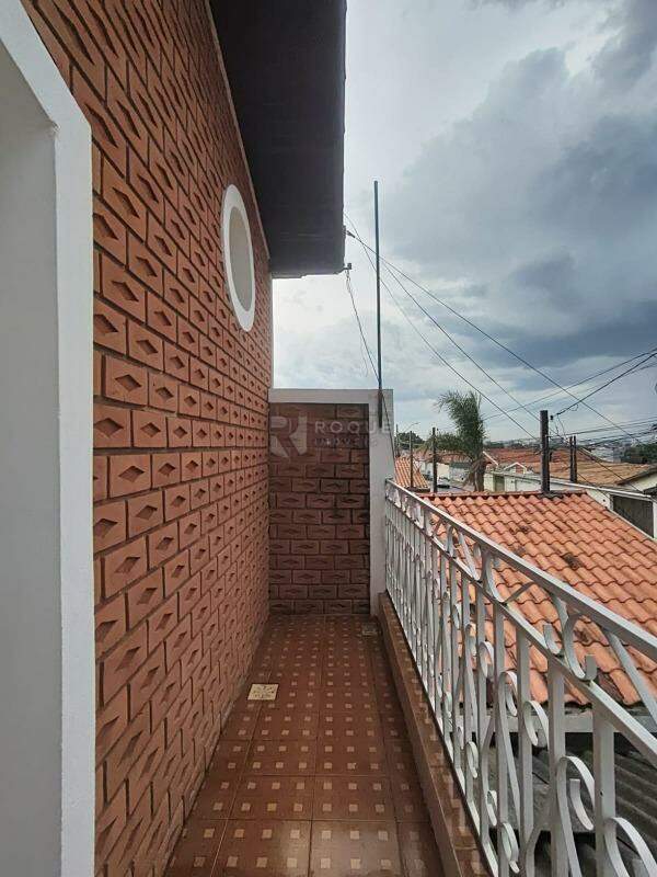 Casa Residencial para aluguel no bairro Jardim Ouro Verde: Sacada
