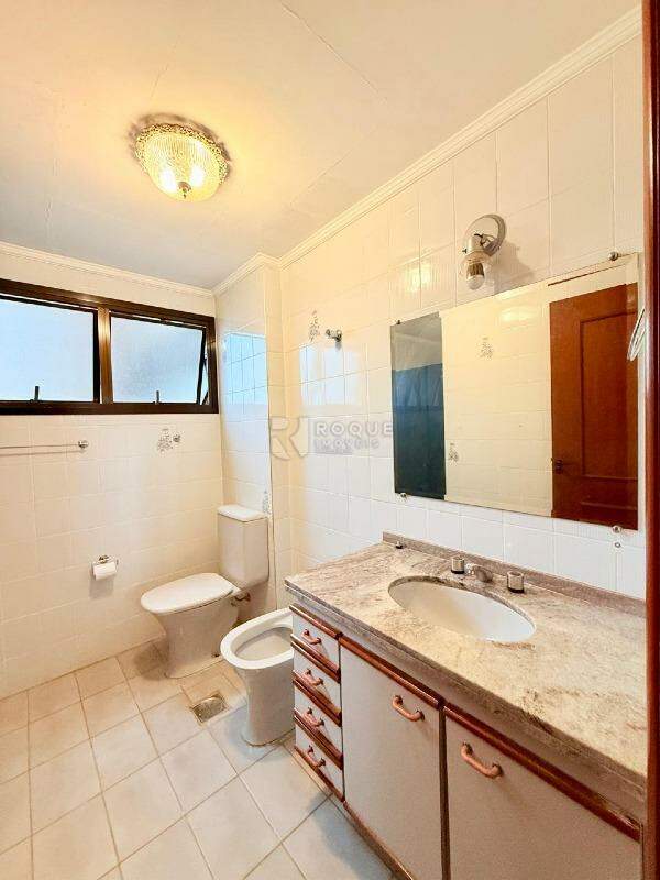 Apartamento para aluguel no bairro Centro: Wc Social