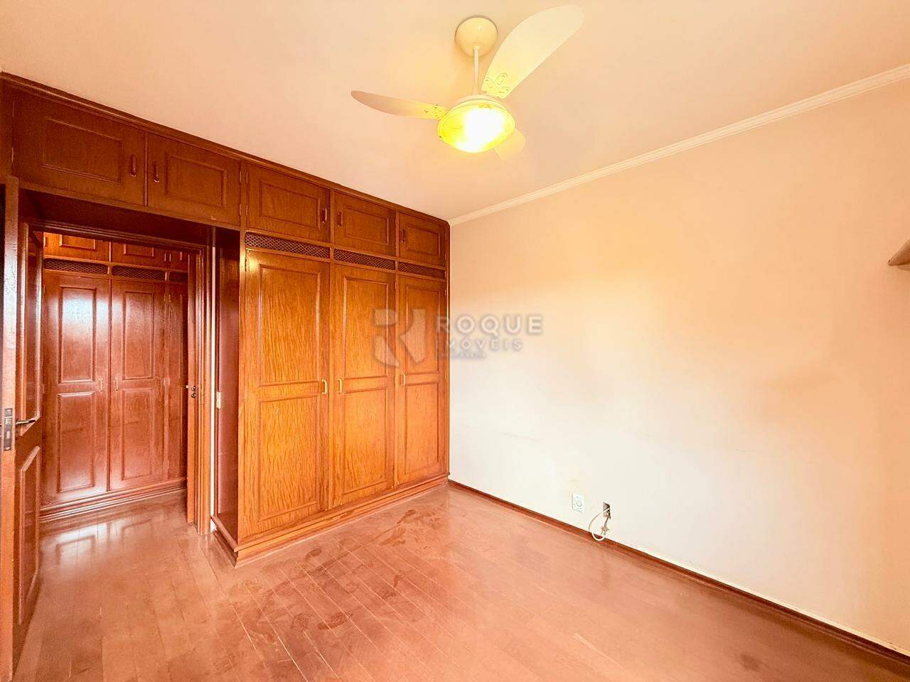 Apartamento para aluguel no bairro Centro: Dormitório 01 
