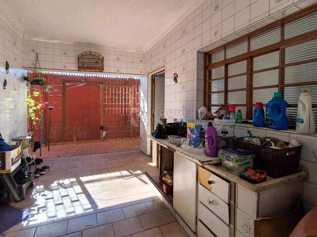 Casa Residencial à venda no bairro Parque Residencial Stahlberg: ÁREA DE SERVIÇO