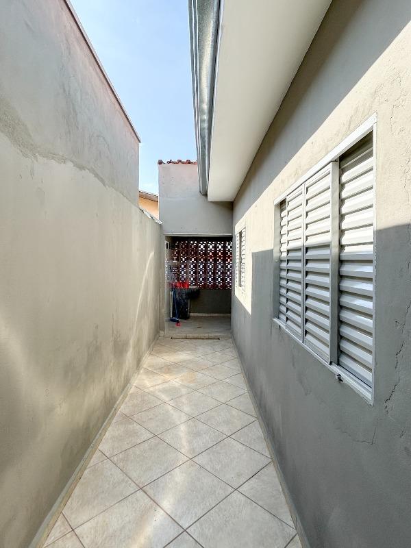 Casa Residencial para aluguel no bairro Jardim Barão de Limeira: Corredor 