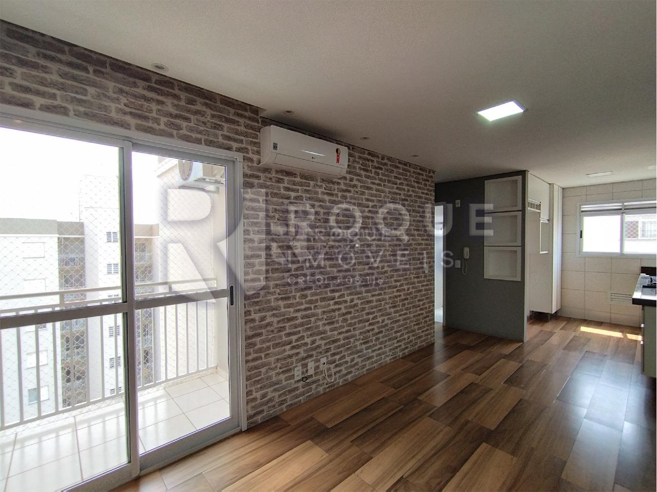 Apartamento à venda no bairro Residencial Rubi: Sala