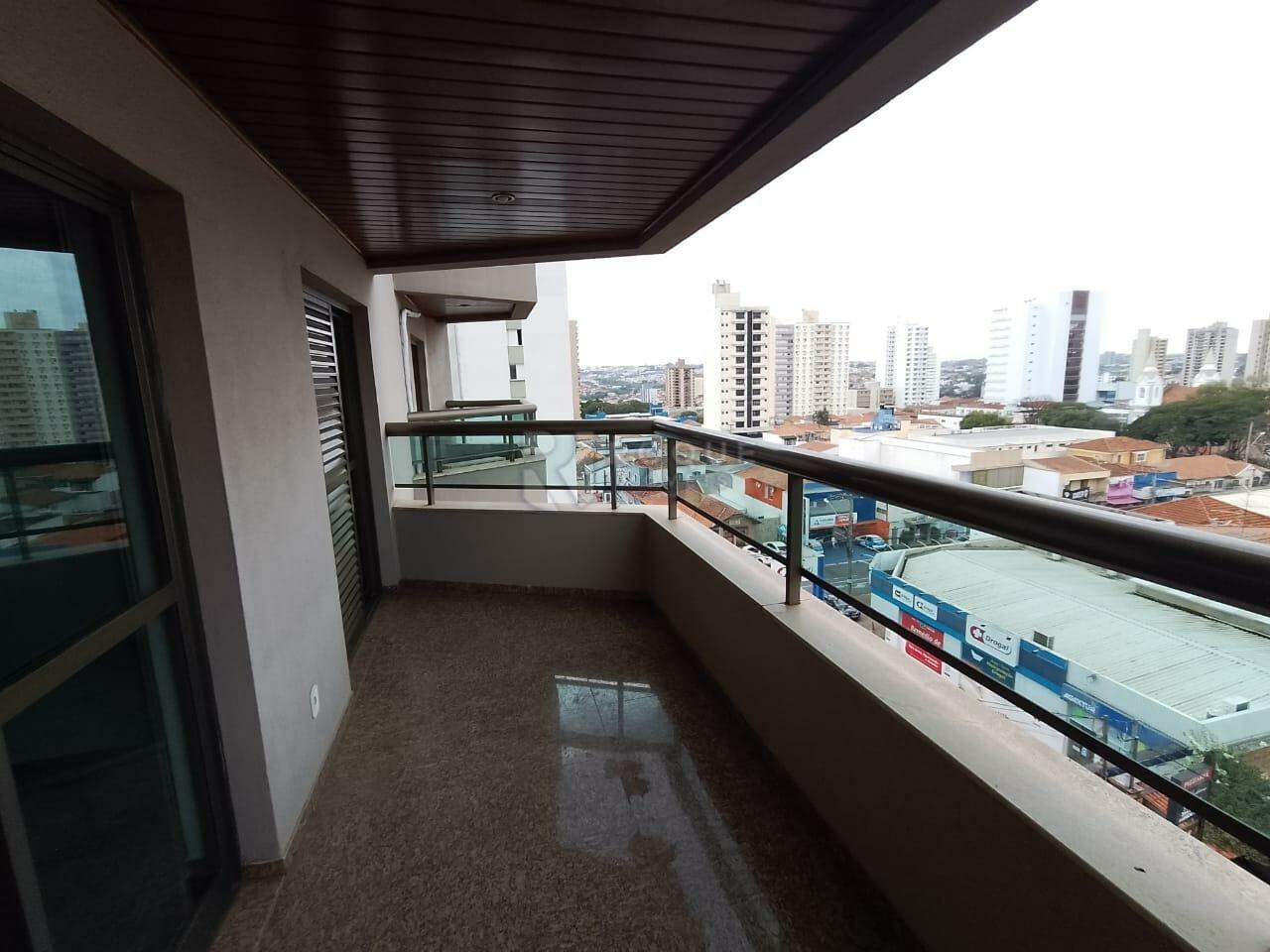 Apartamento à venda no bairro Centro: 