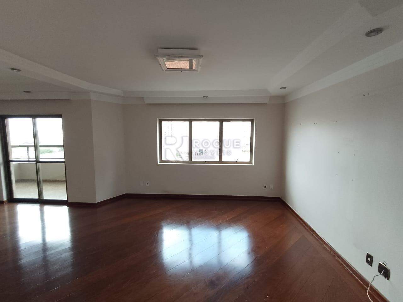 Apartamento à venda no bairro Centro: 
