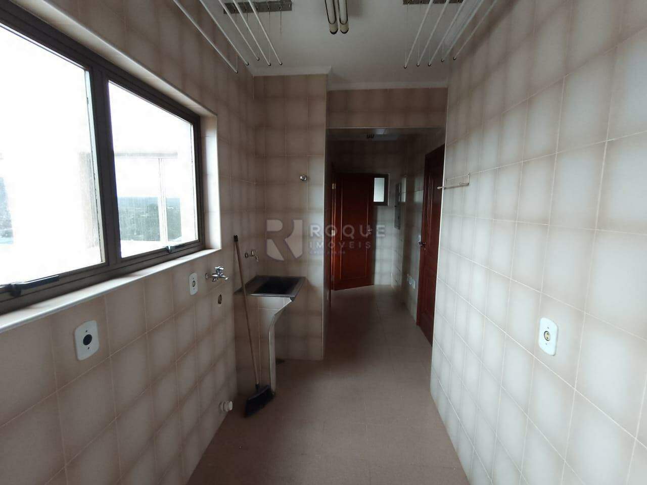 Apartamento à venda no bairro Centro: