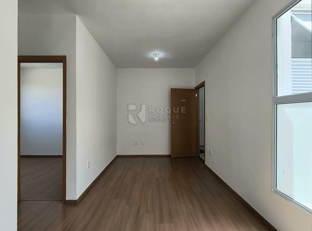 Apartamento para aluguel no bairro Fazenda Duas Barras: Sala