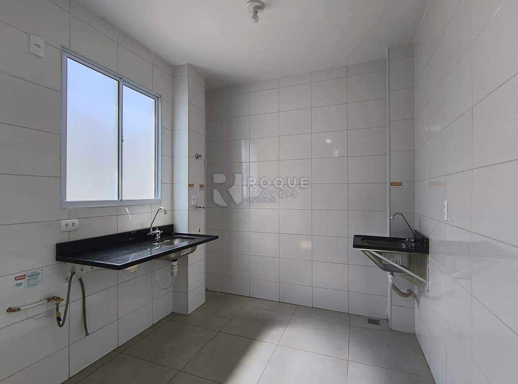Apartamento para aluguel no bairro Fazenda Duas Barras: Cozinha 
