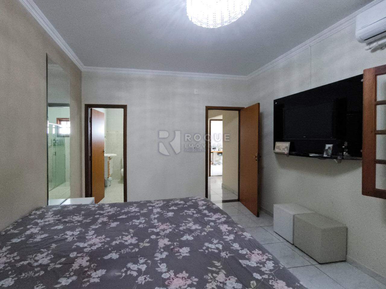 Casa Residencial à venda no bairro Residencial Nobreville: SUÍTE