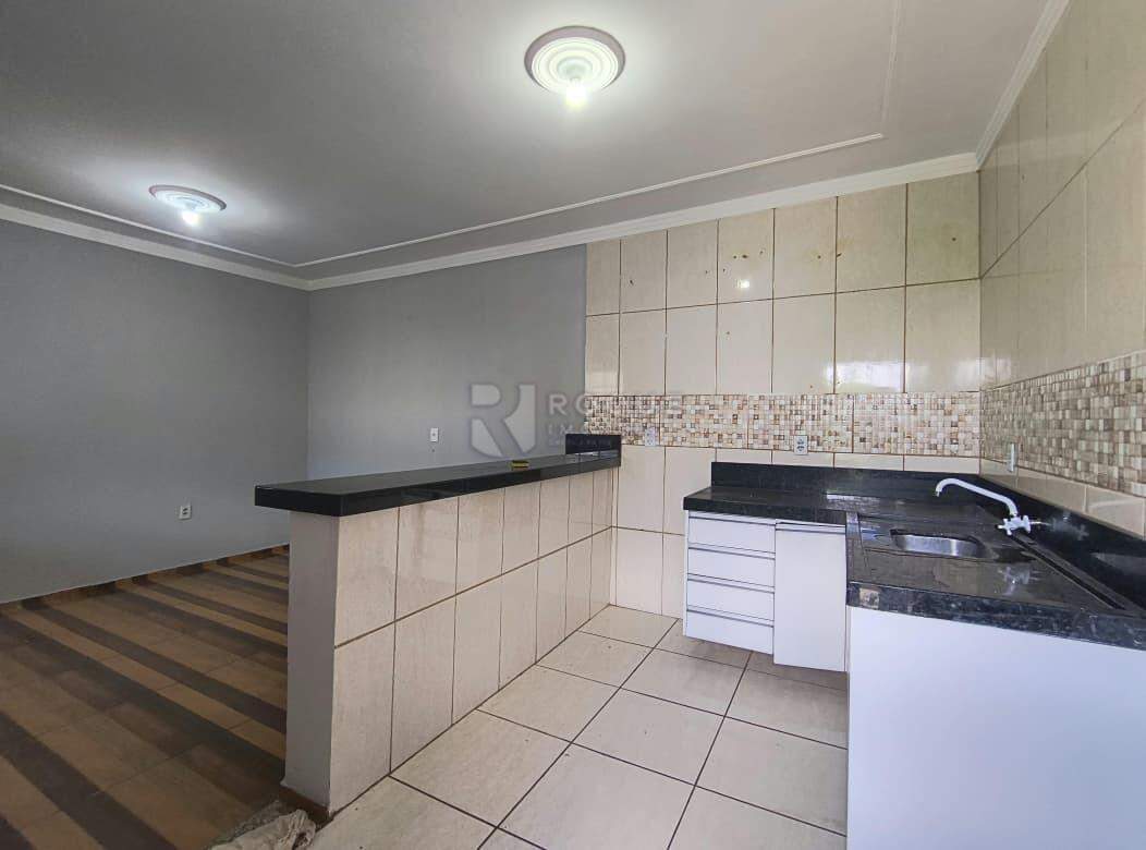 Casa Residencial para aluguel no bairro Jardim Anhanguera: Cozinha 
