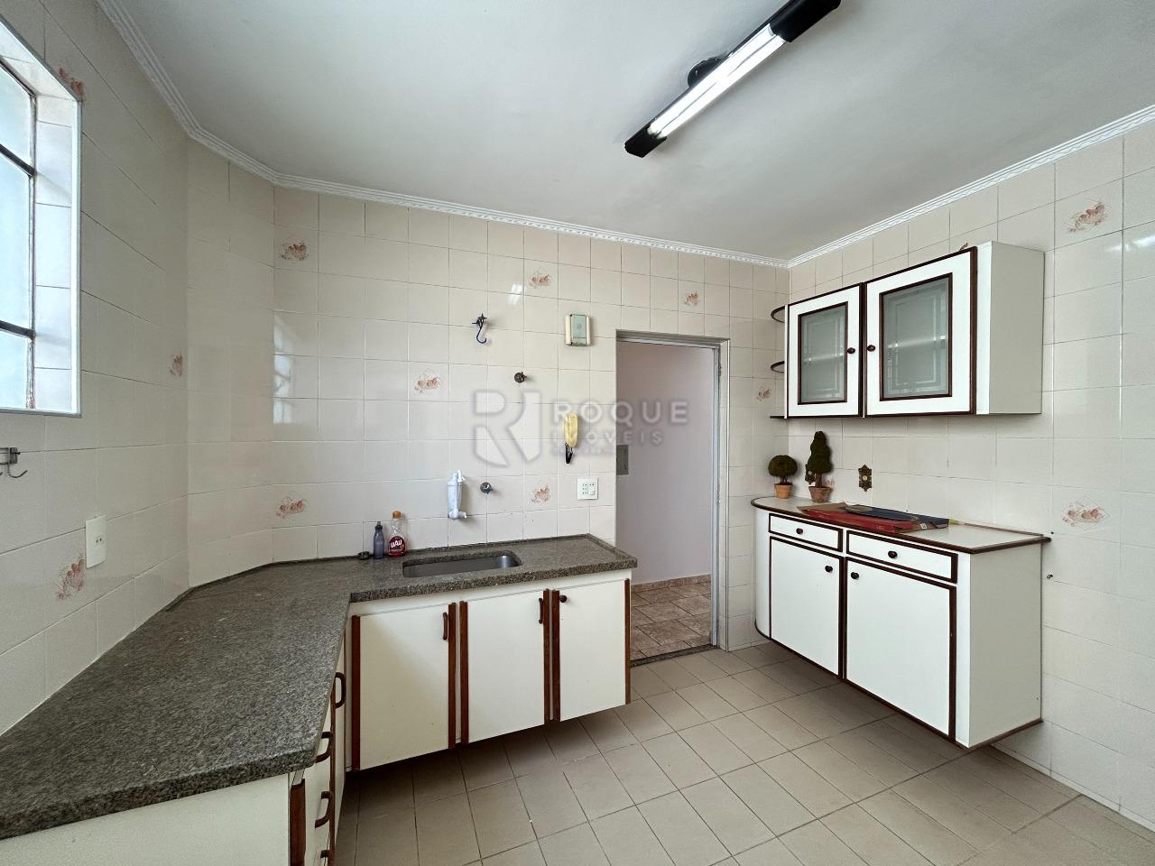 Apartamento para aluguel no bairro Cidade Jardim: Cozinha