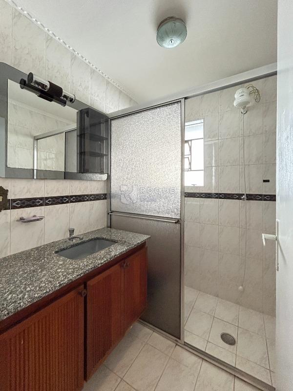 Apartamento para aluguel no bairro Cidade Jardim: WC social 