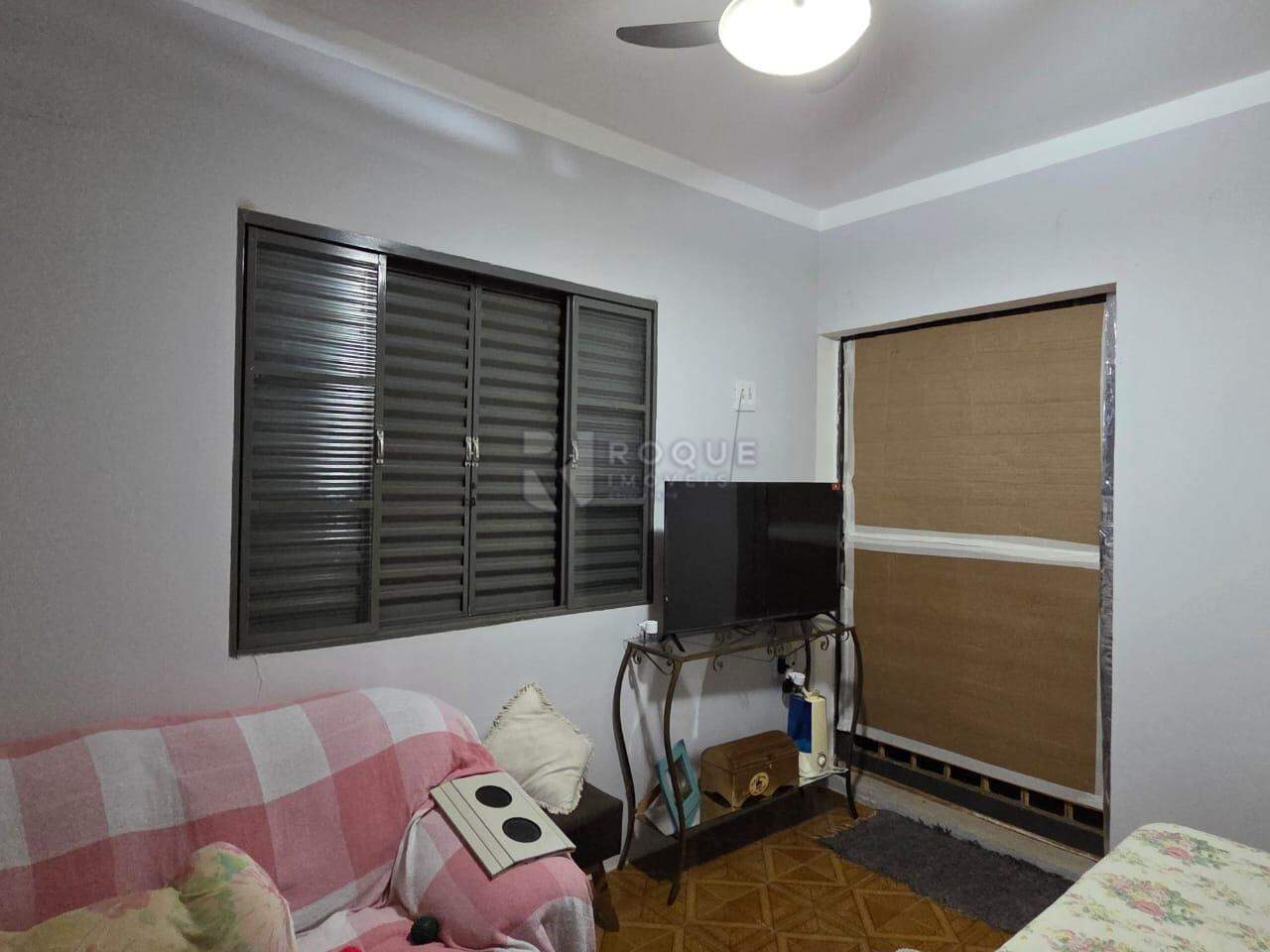 Casa Residencial à venda no bairro Jardim Esmeralda: Dormitório 3