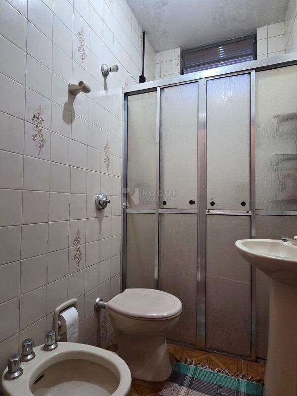 Casa Residencial à venda no bairro Jardim Esmeralda: WC Social