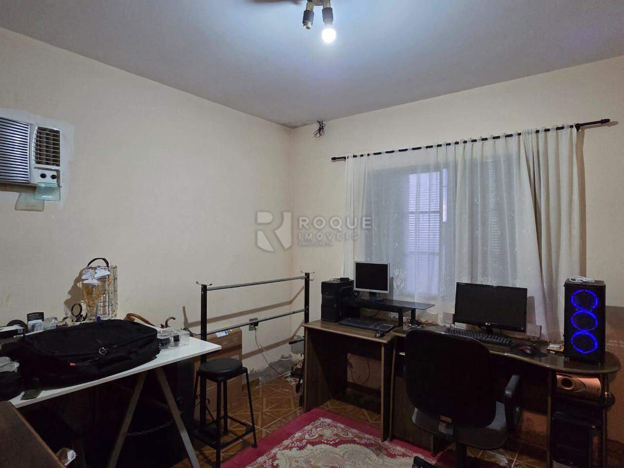 Casa Residencial à venda no bairro Jardim Esmeralda: Dormitório 1