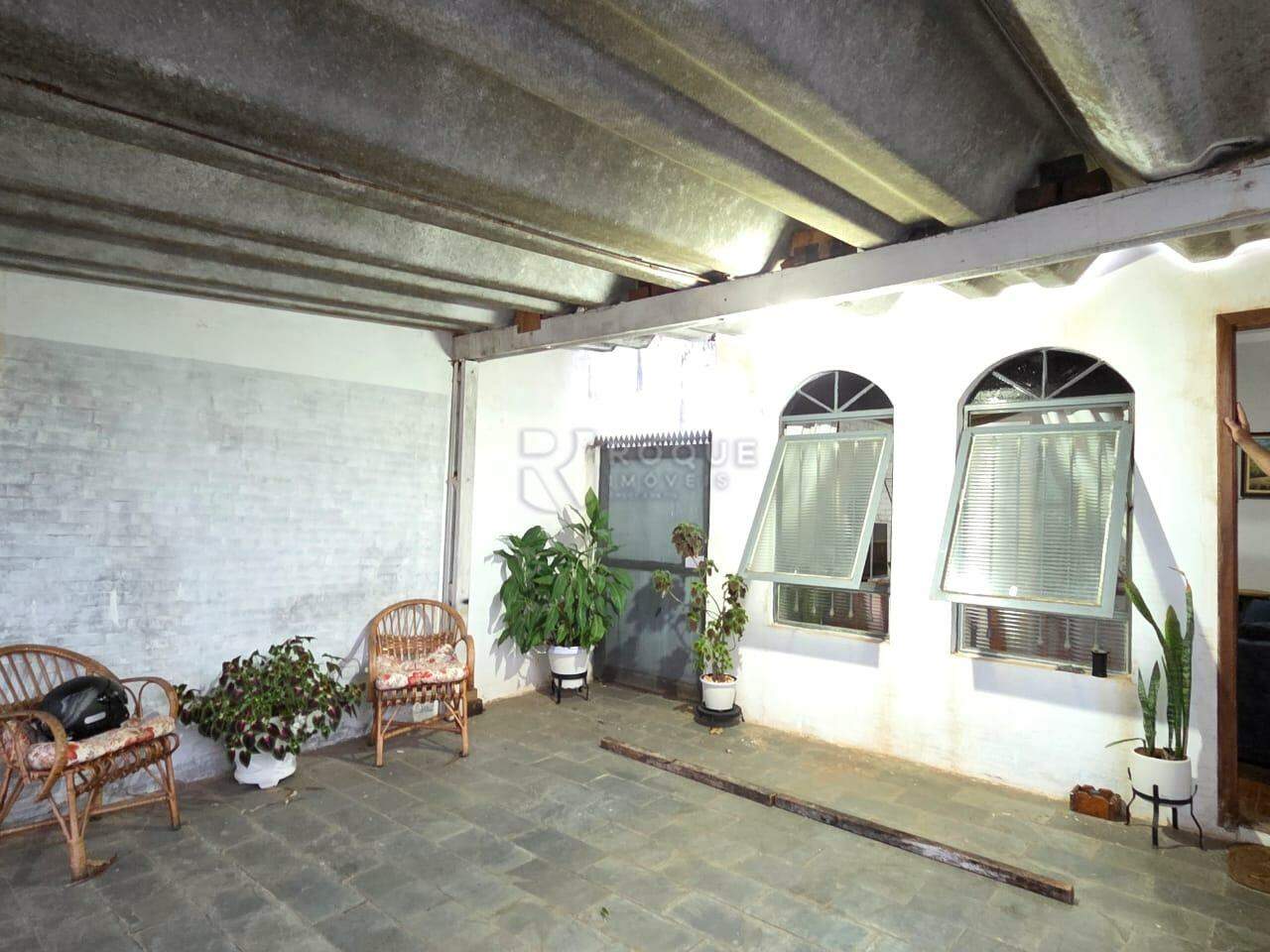Casa Residencial à venda no bairro Jardim Esmeralda: Garagem