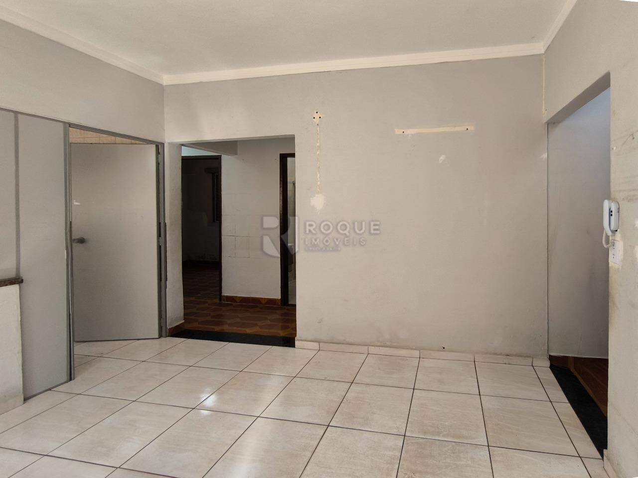 Casa Residencial à venda no bairro Parque Hippolyto: SALA DE JANTAR