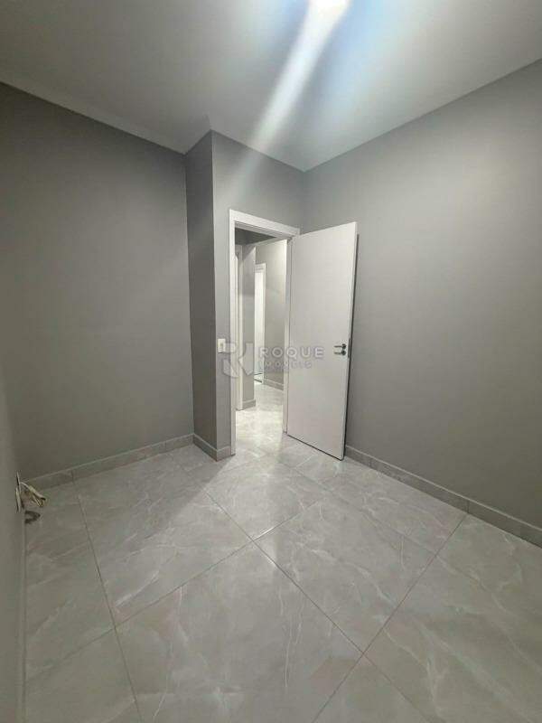 Apartamento à venda no bairro Jardim Parque Novo Mundo: QUARTO 2