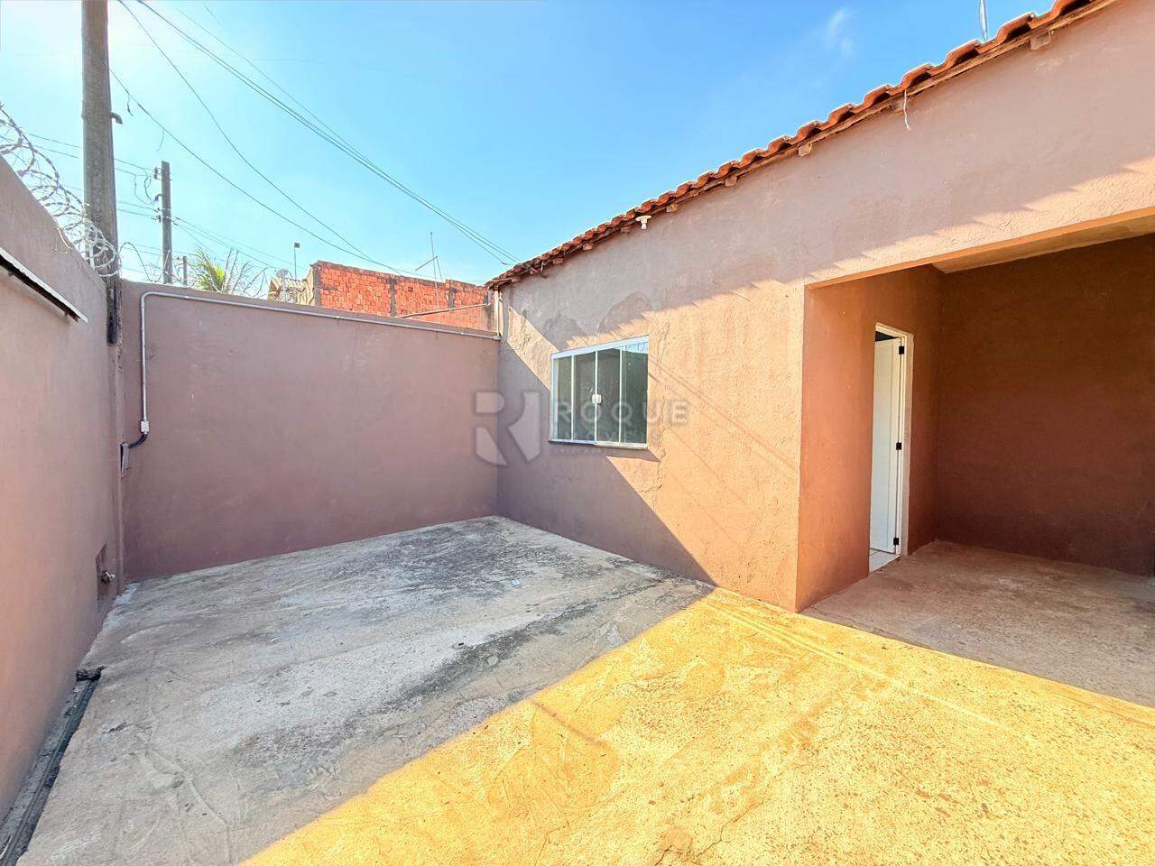Casa Residencial para aluguel no bairro Parque Residencial Belinha Ometto: Frente