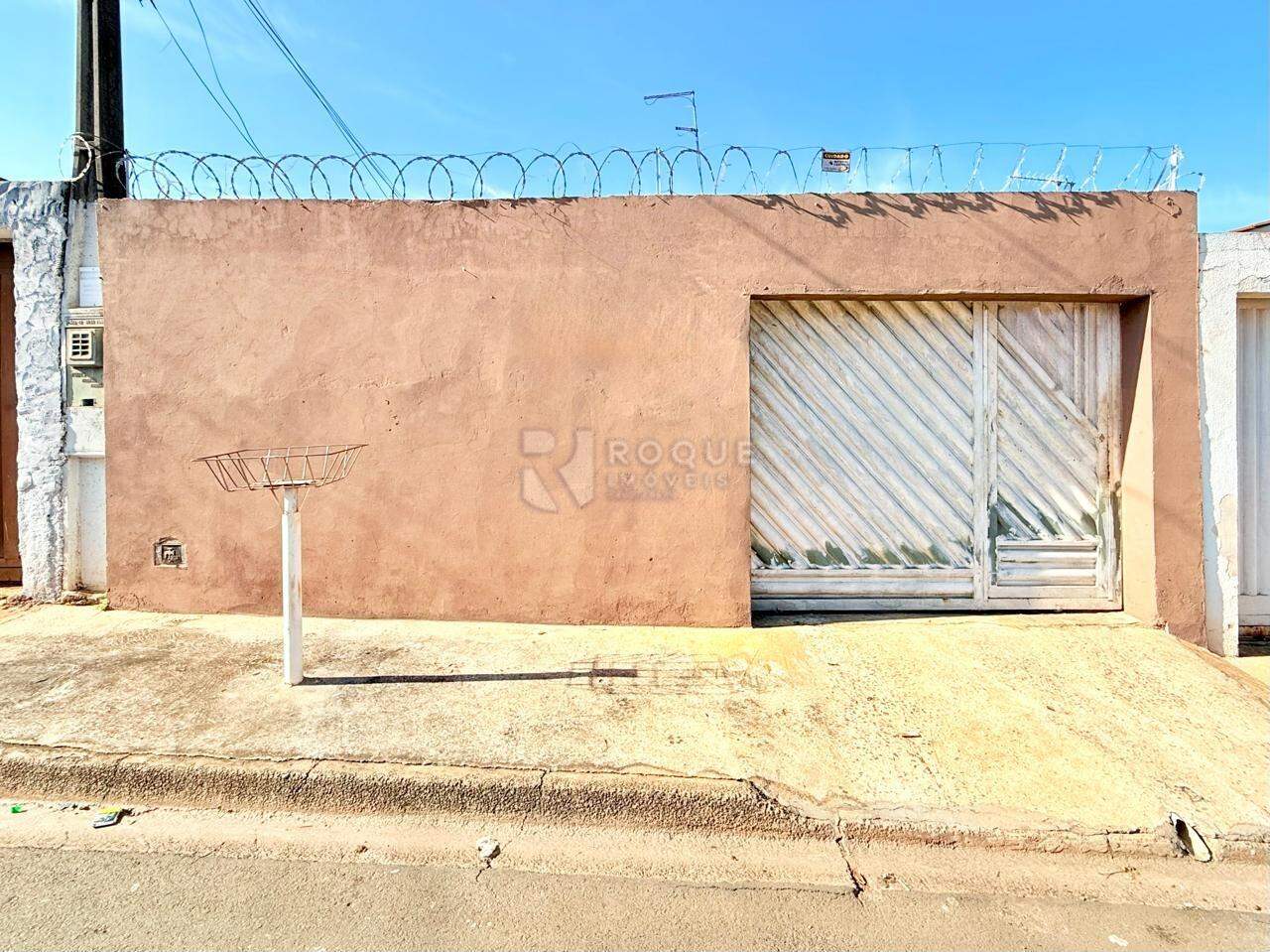 Casa Residencial para aluguel no bairro Parque Residencial Belinha Ometto: Fachada