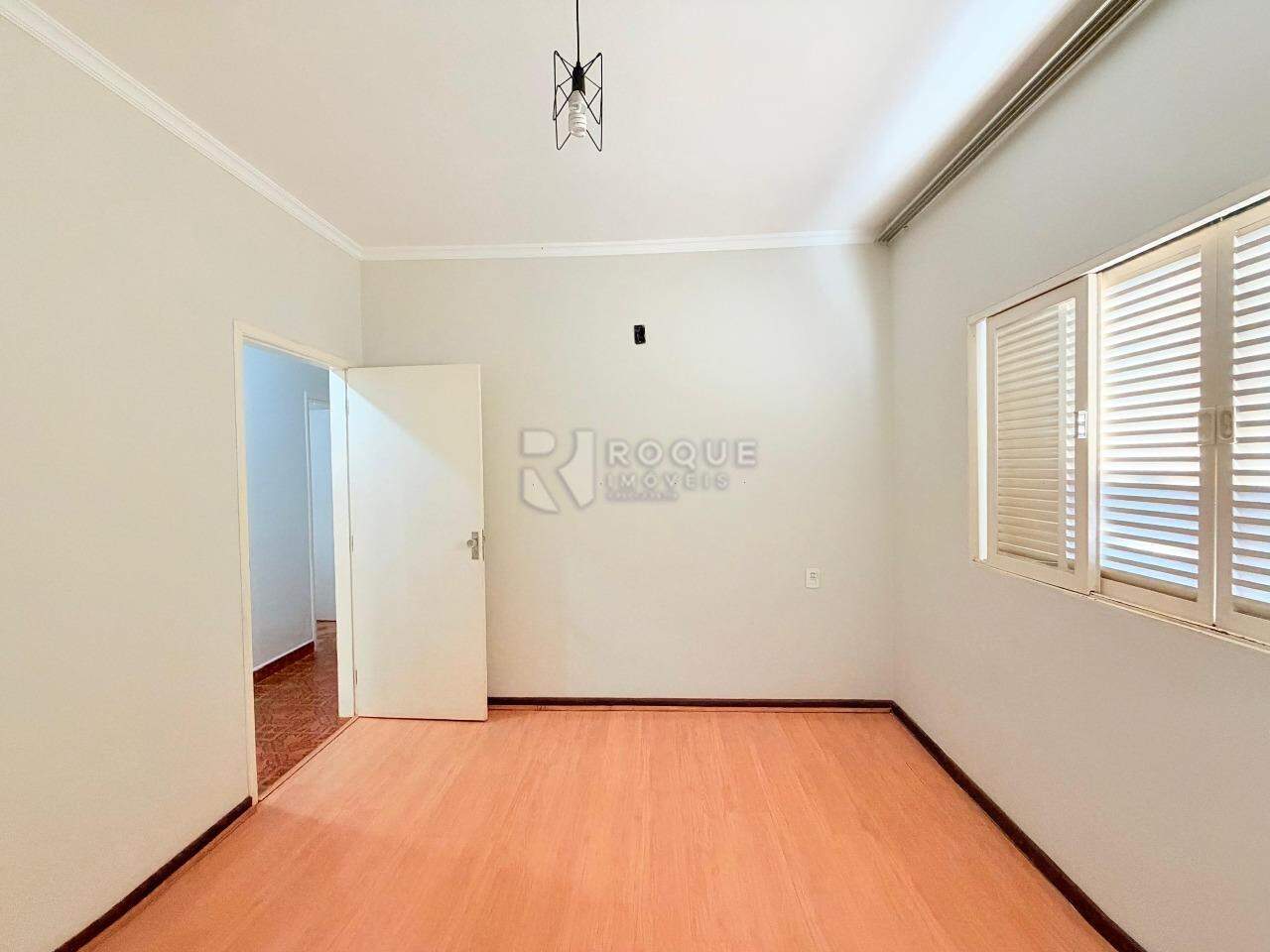 Casa Residencial para aluguel no bairro Vila Castelar: Dormitório 1