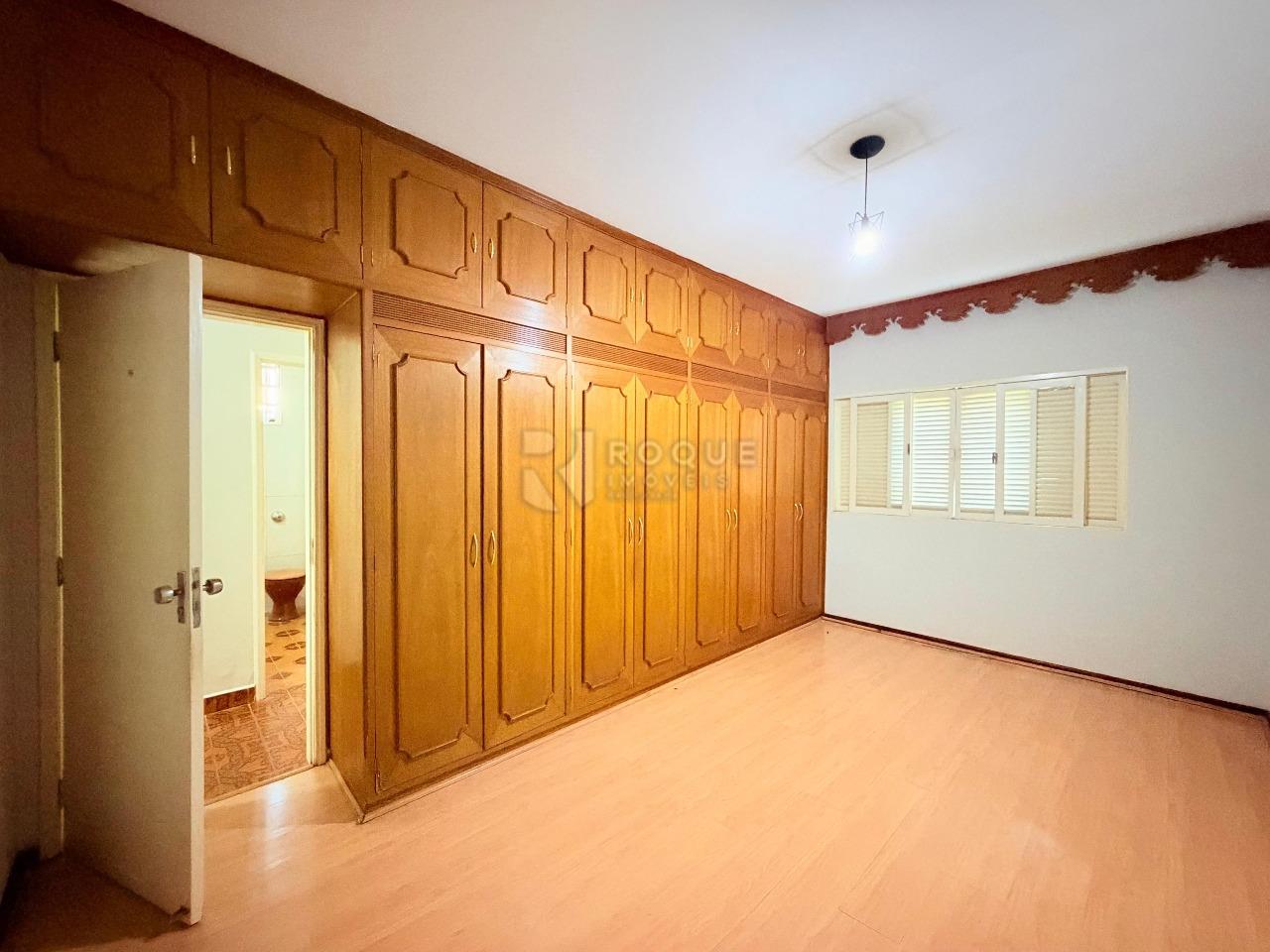 Casa Residencial para aluguel no bairro Vila Castelar: Dormitório 3