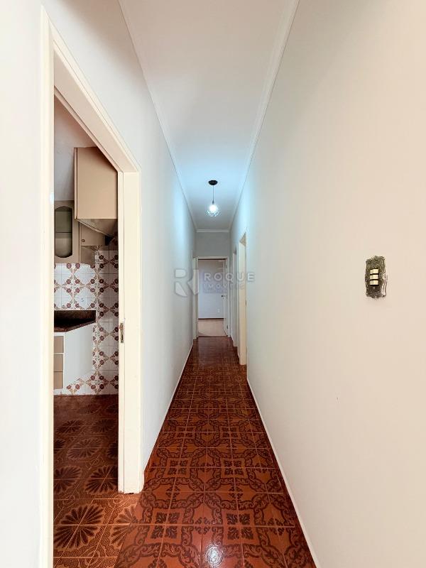 Casa Residencial para aluguel no bairro Vila Castelar: Hall
