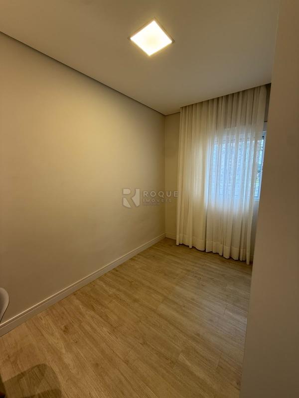 Apartamento à venda no bairro Chácaras Antonieta: 