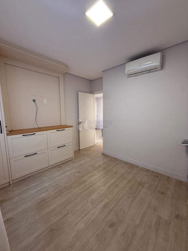 Apartamento à venda no bairro Chácaras Antonieta: 