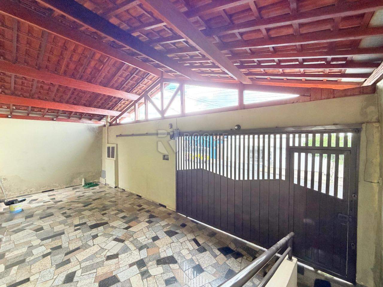 Casa Residencial para aluguel no bairro Jardim Ouro Verde: Fachada
