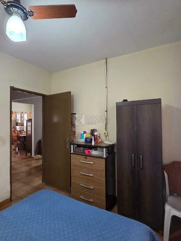 Casa Residencial à venda no bairro Jardim Esmeralda: Dormitório 1