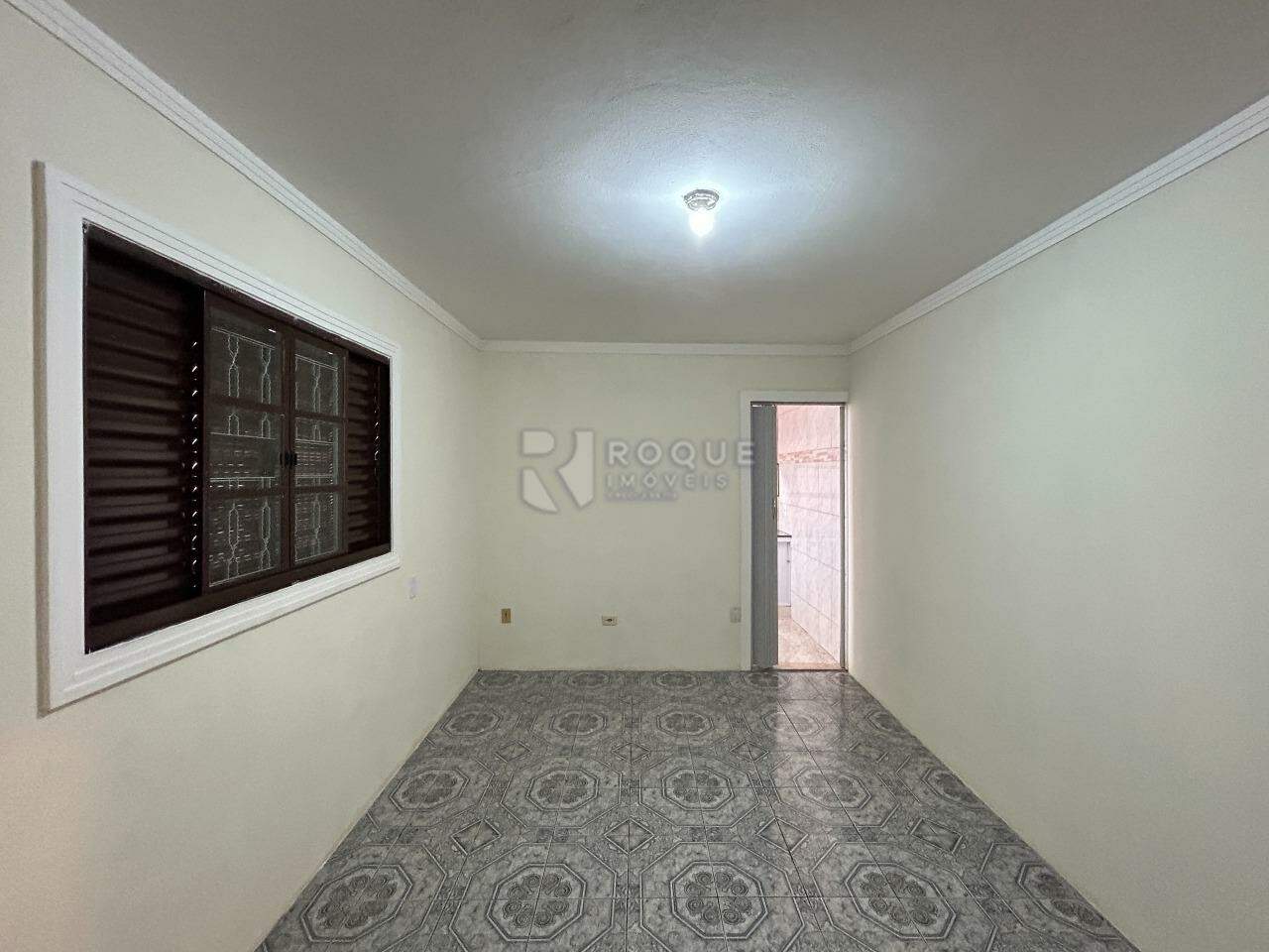 Casa Residencial para aluguel no bairro Residencial Econômico Manoel Simão de Barros Levy: Dormitório 4 suíte