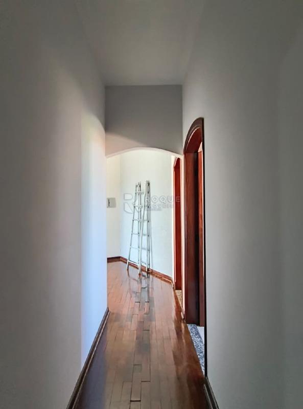Casa Residencial para aluguel no bairro Jardim Nova Suiça: Hall