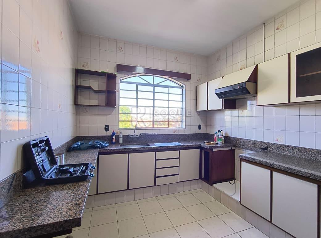 Casa Residencial para aluguel no bairro Jardim Nova Suiça: Cozinha 
