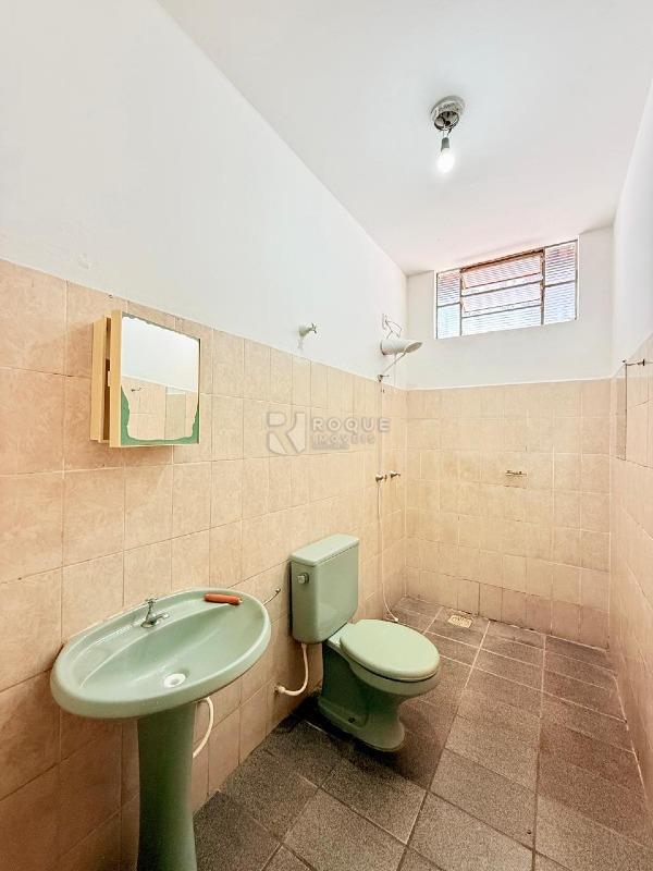 Casa Residencial para aluguel no bairro Jardim Senador Vergueiro: Wc Social
