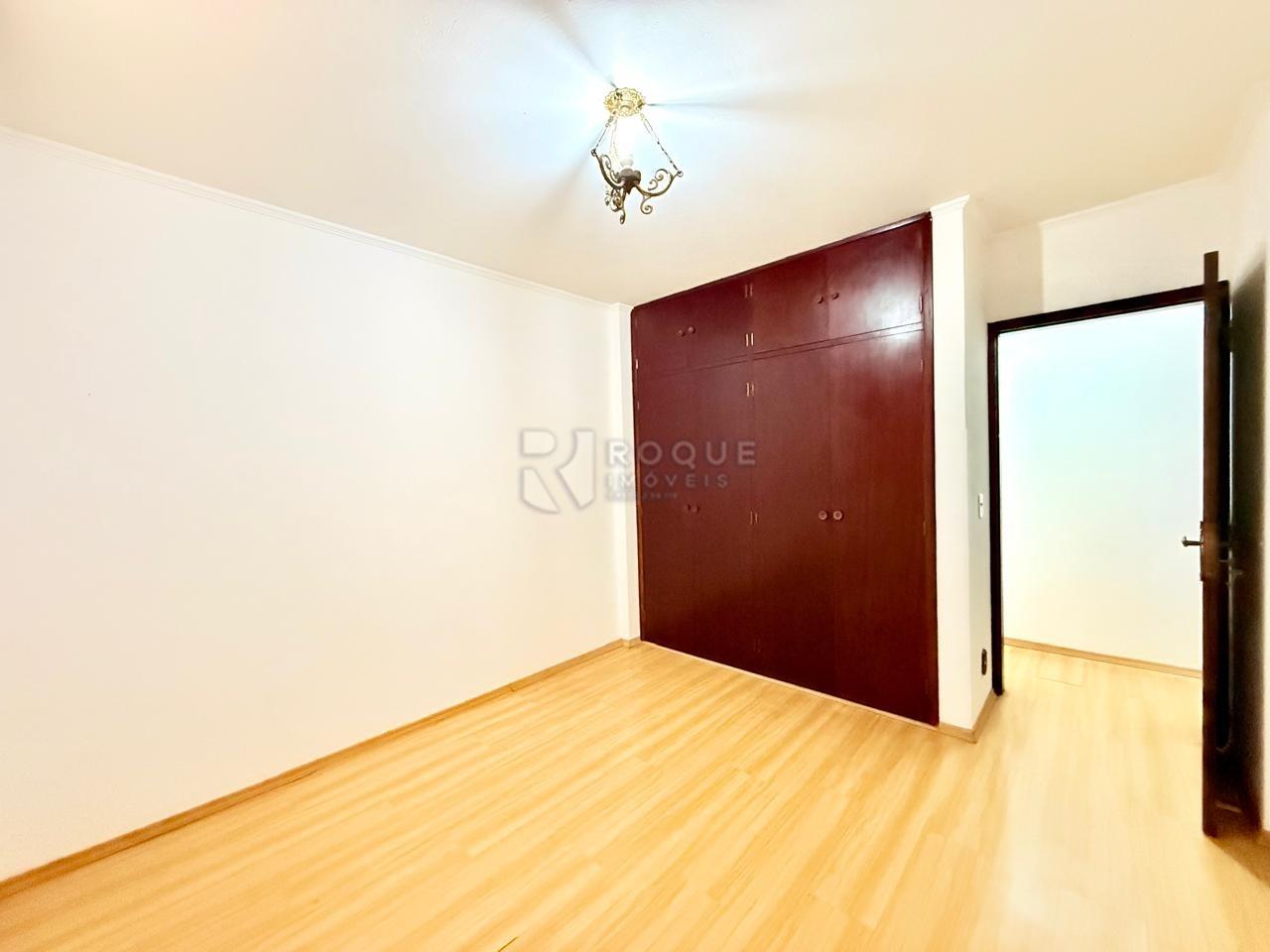 Apartamento à venda no bairro Centro: Dormitório 01