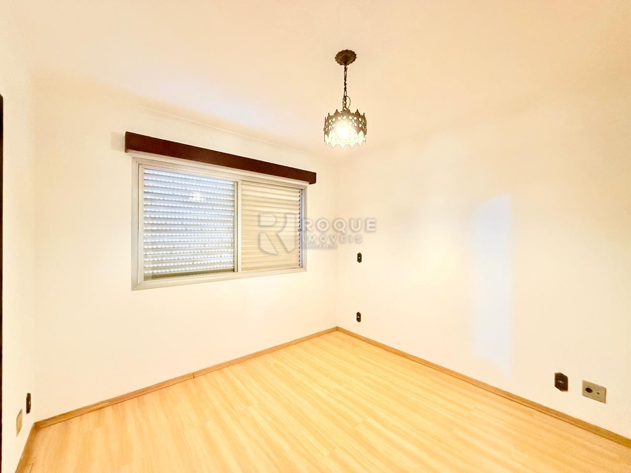 Apartamento à venda no bairro Centro: Dormitório Suíte 03 