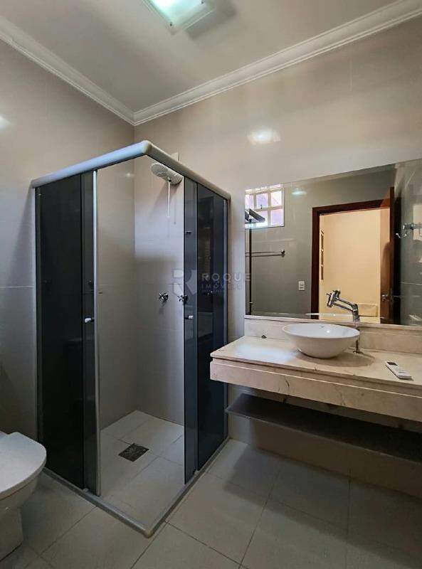 Casa Residencial para aluguel no bairro Jardim Santo André: Wc social