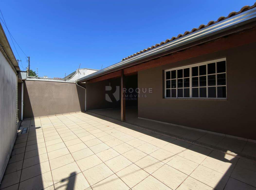 Casa Residencial para aluguel no bairro Jardim Santo André: Frente