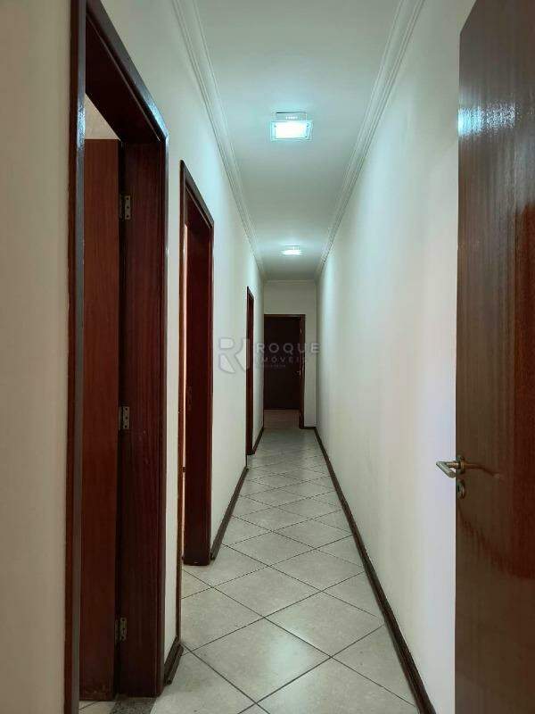 Casa Residencial para aluguel no bairro Jardim Santo André: Hall