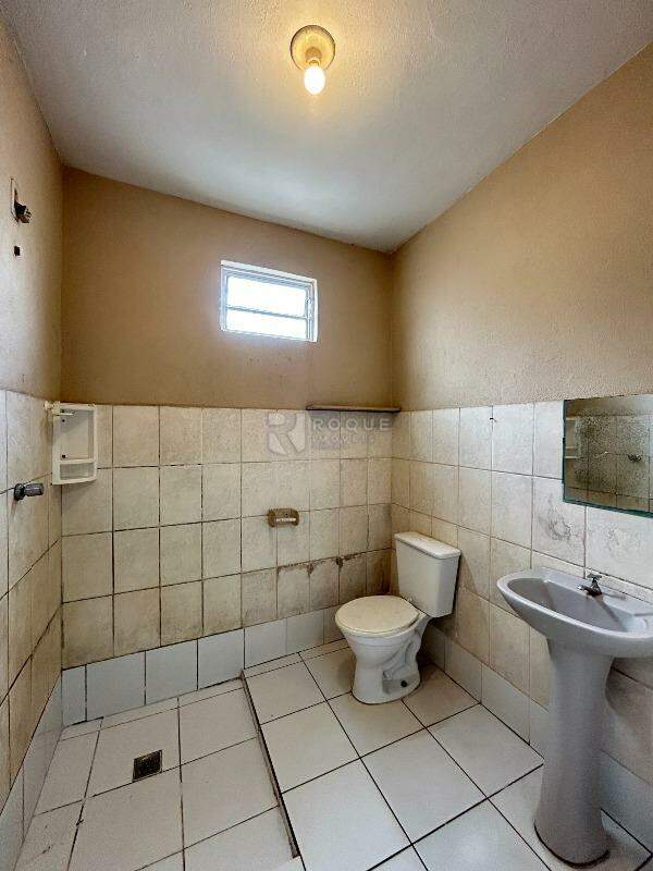 Casa Residencial para aluguel no bairro Vila da Glória: WC social 