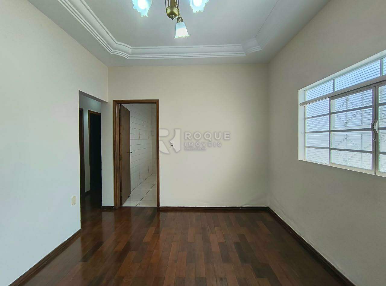 Casa Residencial para aluguel no bairro Jardim Caieira: Sala