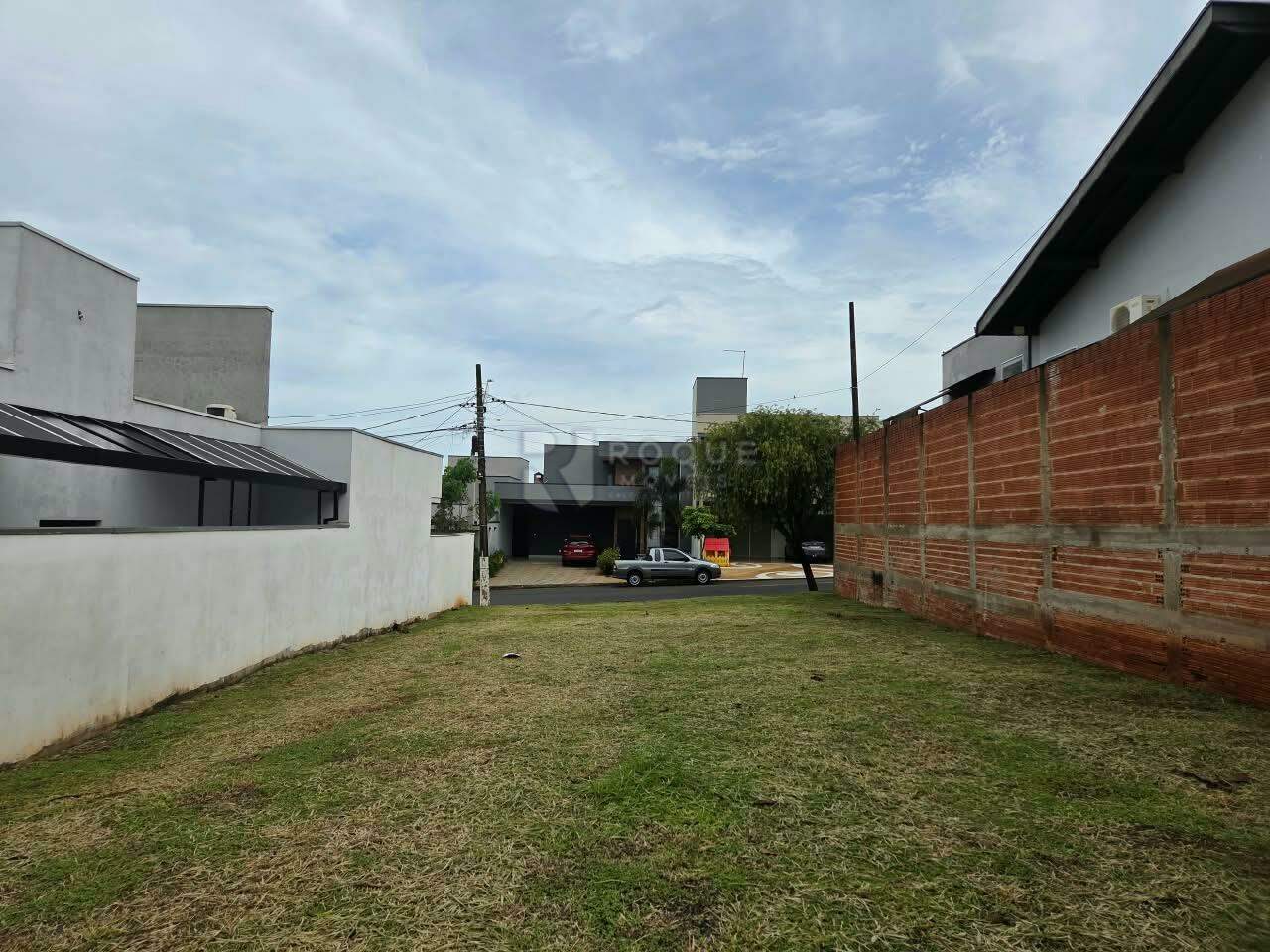 Terreno em condomínio à venda no bairro Parque Residencial Roland: Terreno